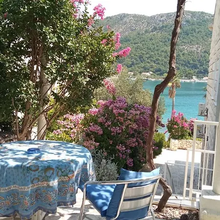 Bay Apartmán Slano